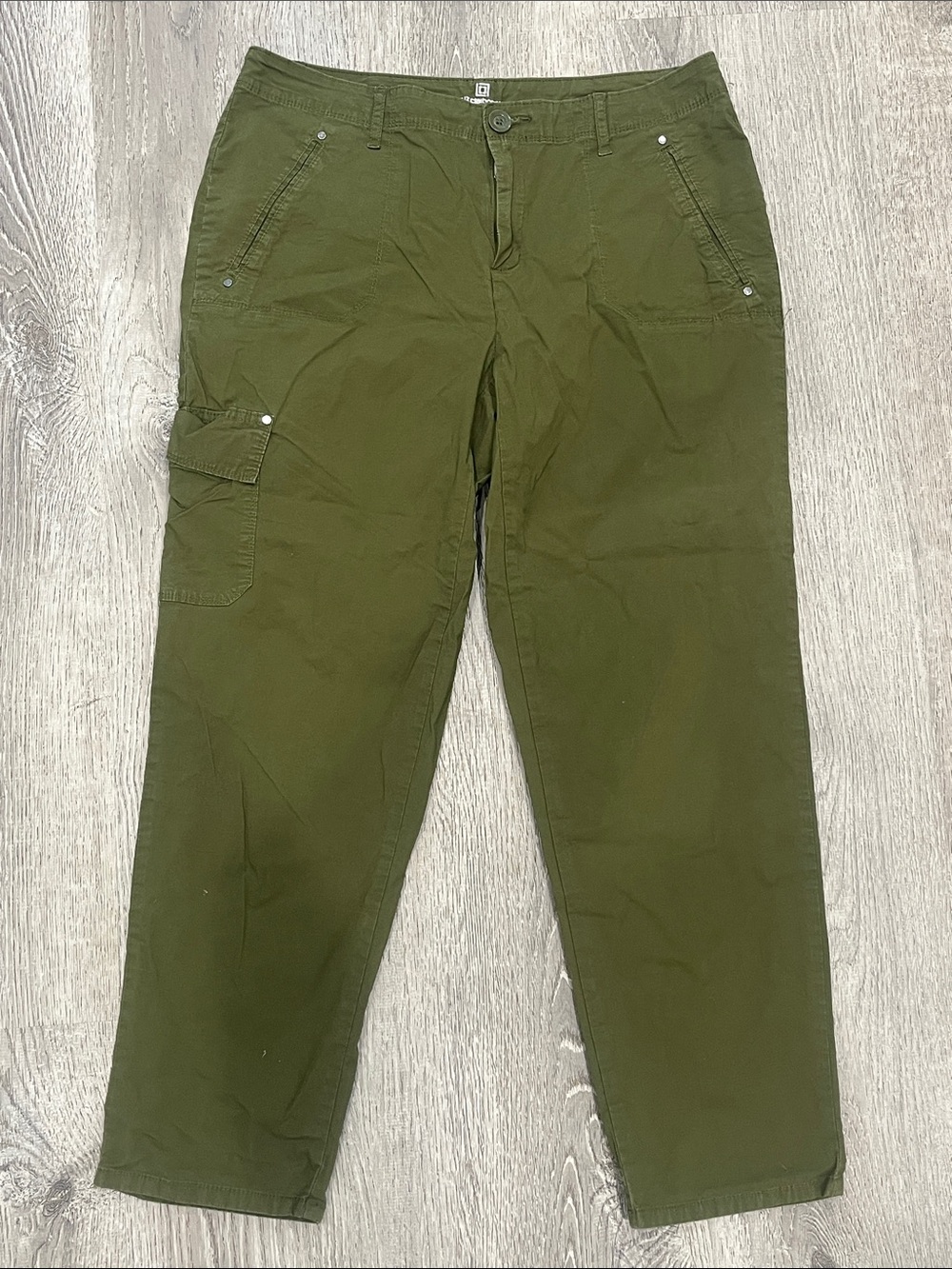 Liz Claiborne Olive Green Ankle Cargo Pants